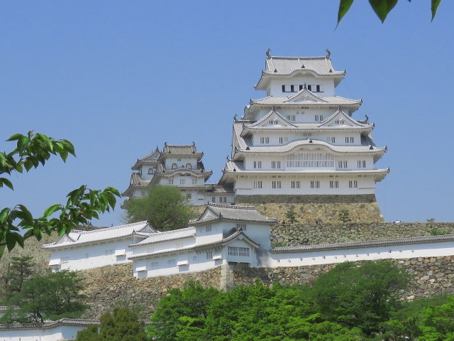 晴天の姫路城