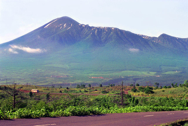 高原バスは行くよ～岩手山1974年