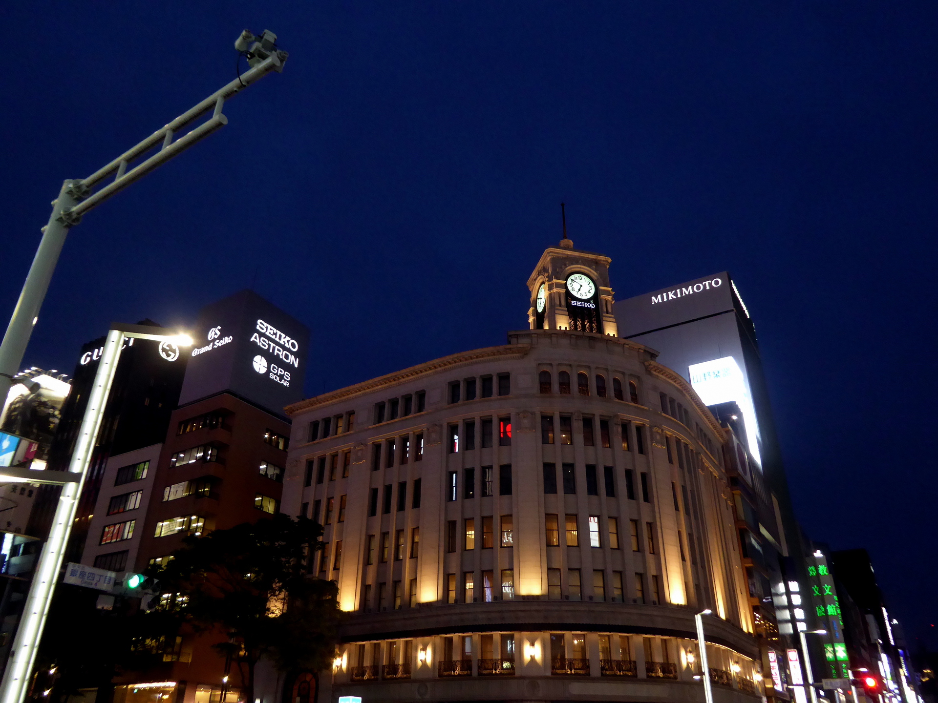 夜景 花火 イルミ 銀座和光 壁紙19x1440 壁紙館