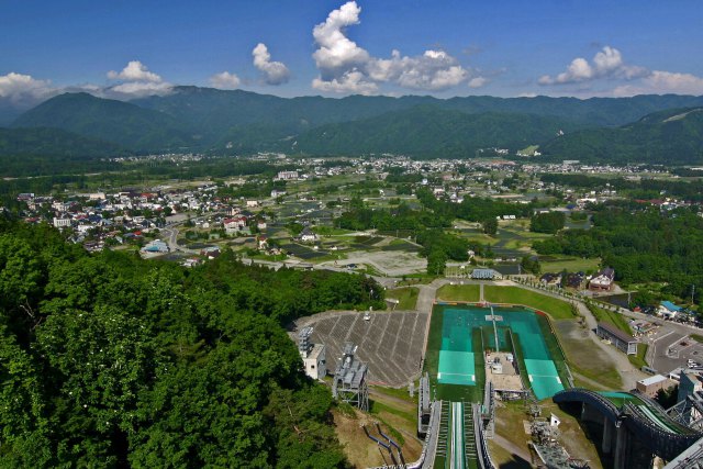 ジャンプ台より白馬村俯瞰