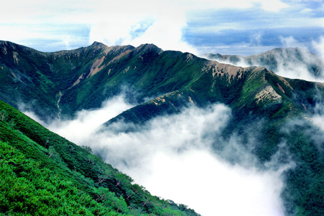 東天井岳