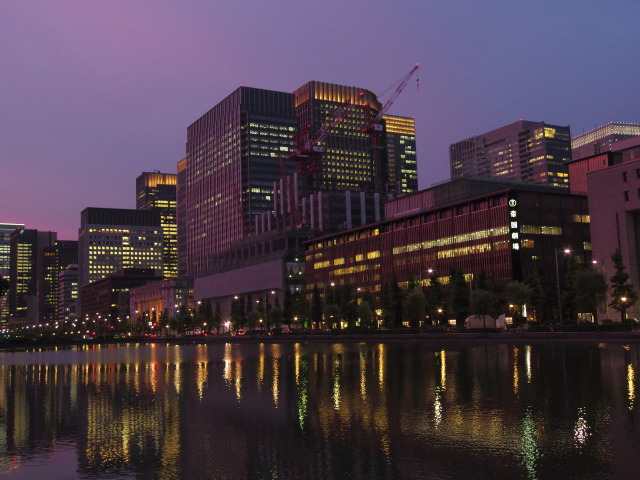 丸の内の夕景