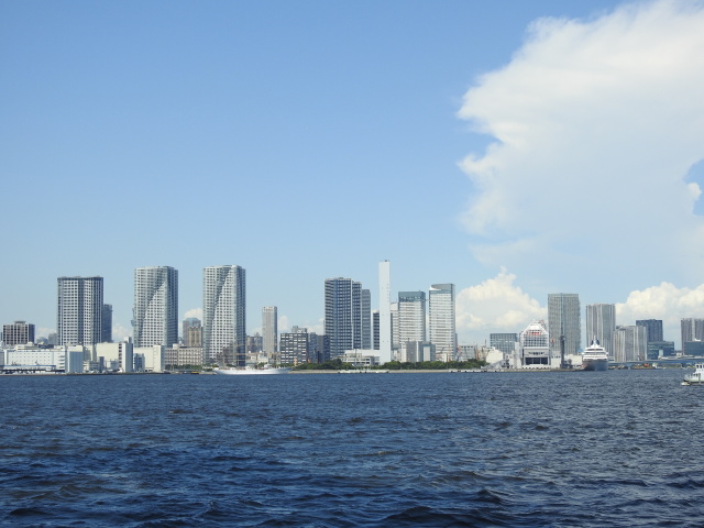 飛鳥Ⅱの入港した晴海ふ頭