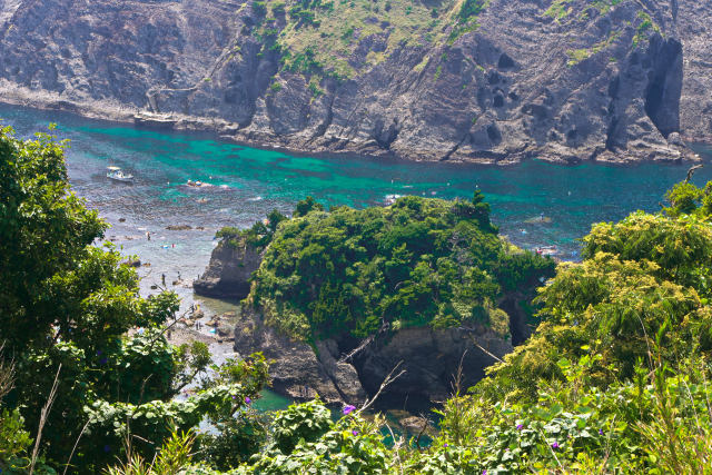 エメラルドグリーンのヒリゾ海岸