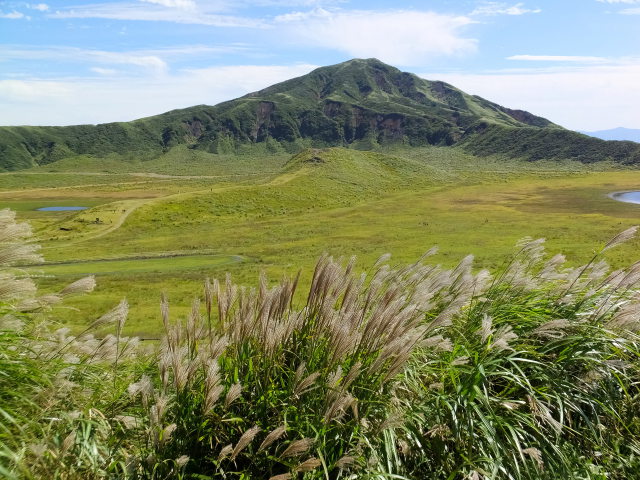 草千里と烏帽子山