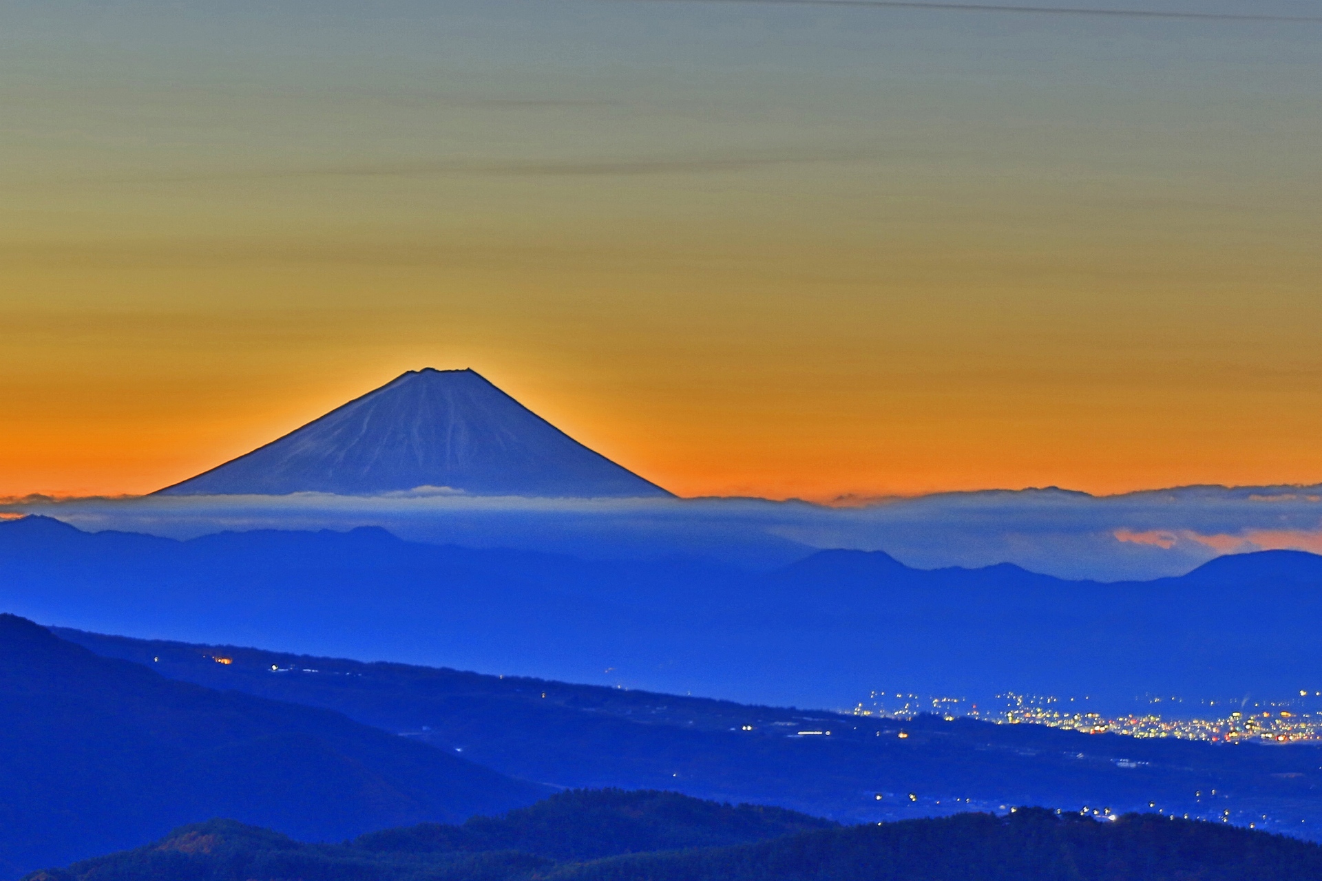 朝焼け 夕焼け 夜明けの富士山 壁紙19x1280 壁紙館