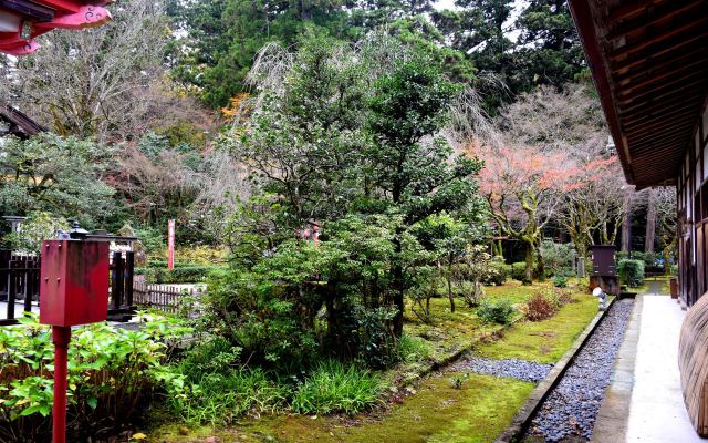 那谷寺の秋(2)