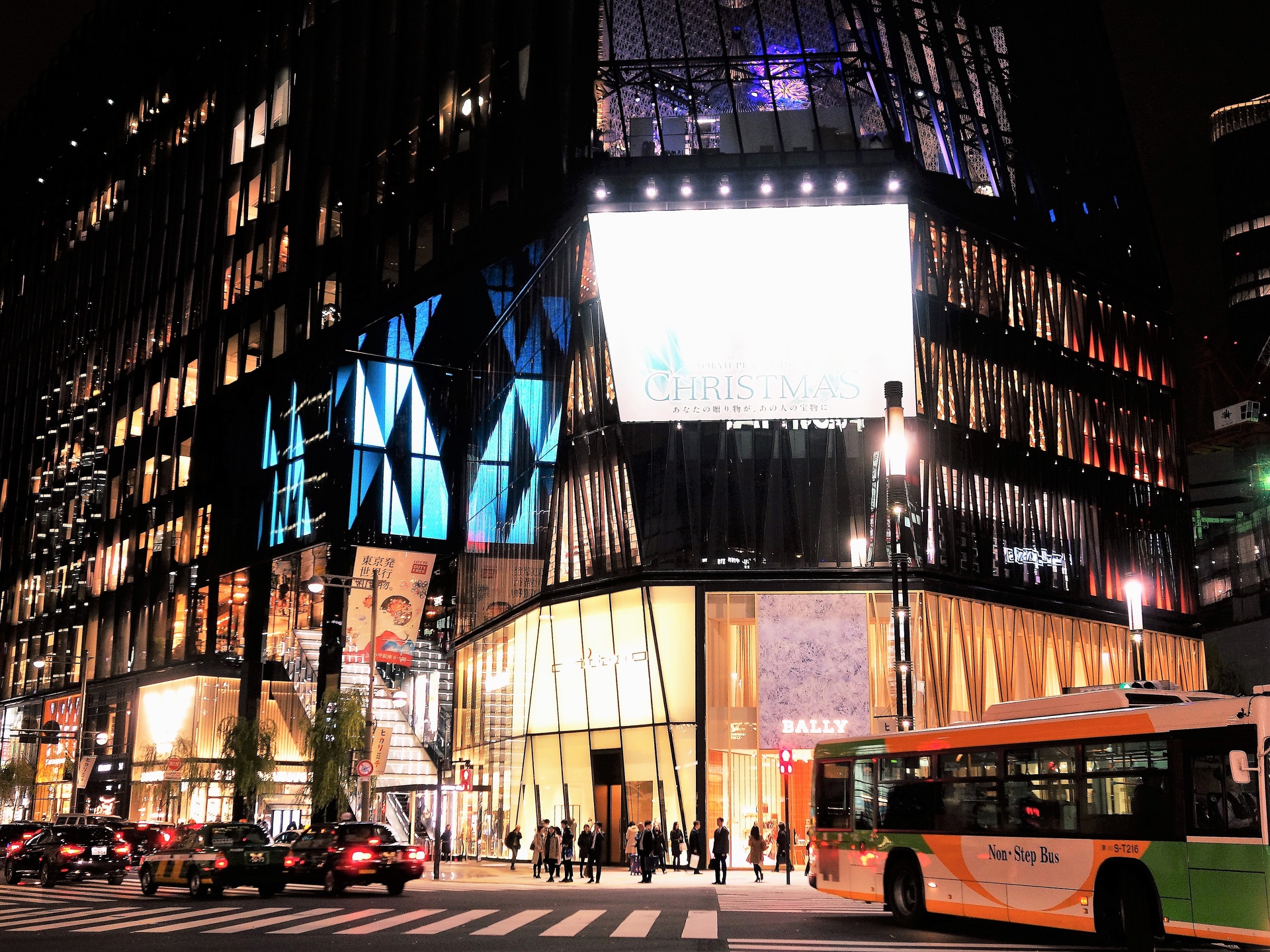 夜景 花火 イルミ 銀座東急プラザ 壁紙19x1440 壁紙館