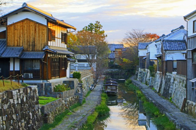 八幡堀の朝