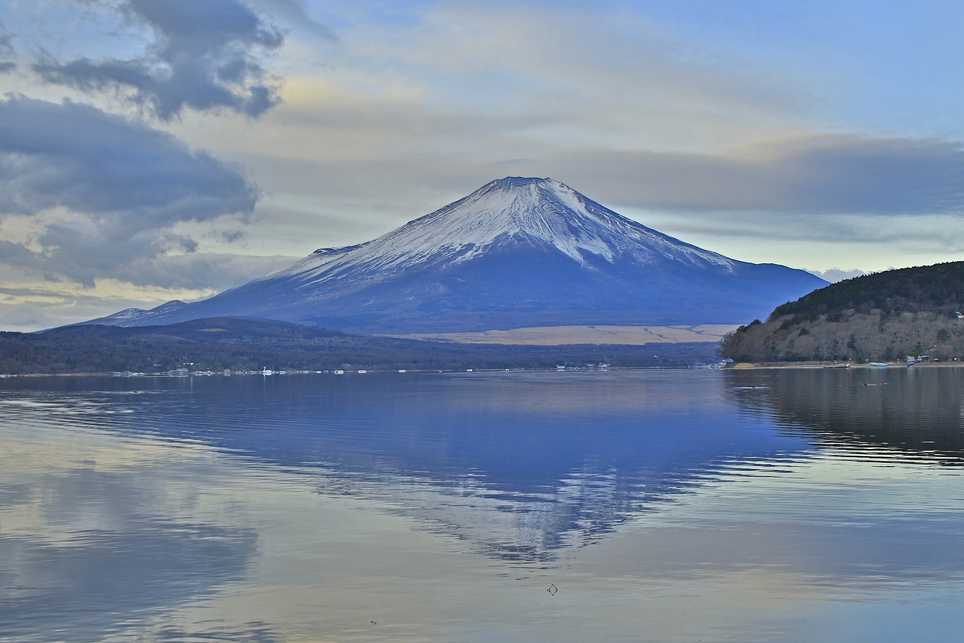 日本の風景 山中湖逆さ富士 壁紙19x1280 壁紙館