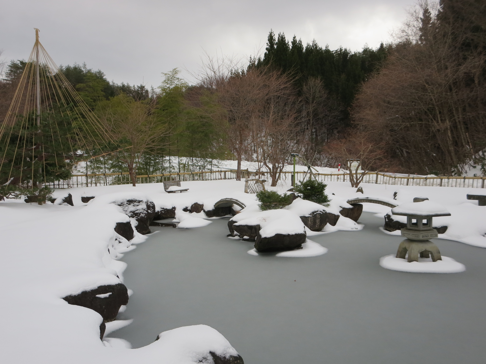 日本の風景 ミニ日本庭園冬景色 壁紙19x1440 壁紙館