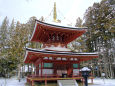 雪の高野山・東塔