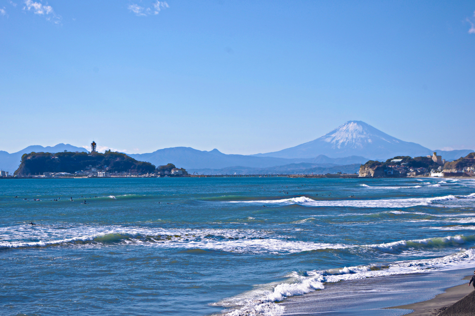 日本の風景 鎌倉から 富士山と江の島 壁紙19x1280 壁紙館