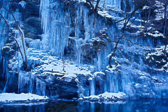 三十槌の氷柱 (人工ゾーン)