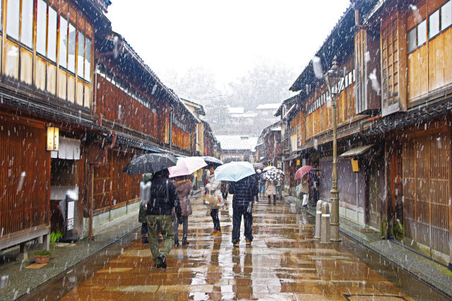 金沢 雪のひがし茶屋街