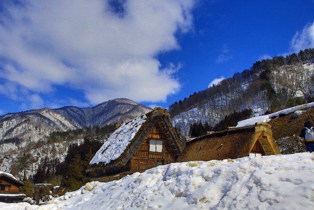 雪の白川郷