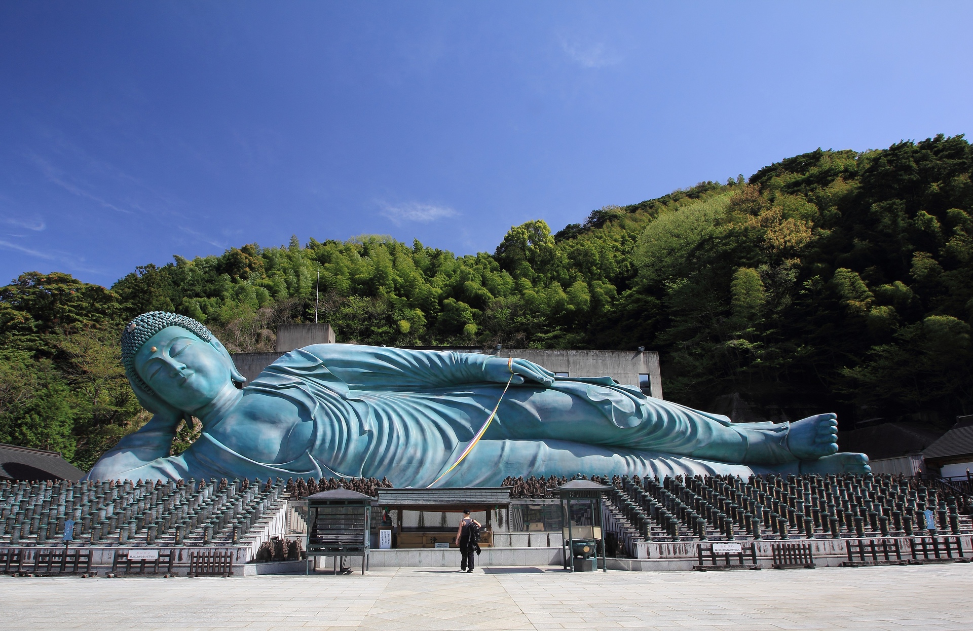 日本の風景 南蔵院の釈迦涅槃像 壁紙19x1245 壁紙館