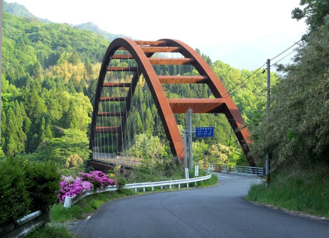 祖母山登山口への途中で