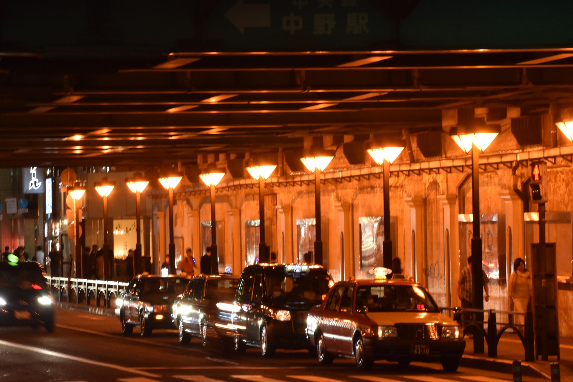 夜景 花火 イルミ 中野駅ガード下 壁紙19x1279 壁紙館