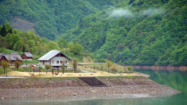 桂湖ビジターセンター