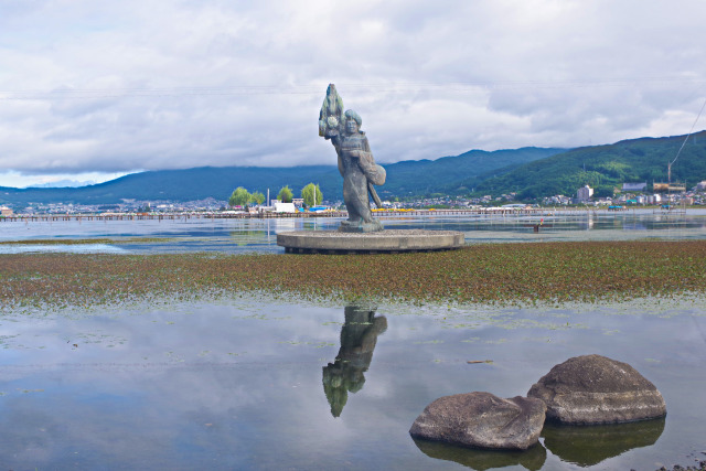 諏訪湖の八重垣姫