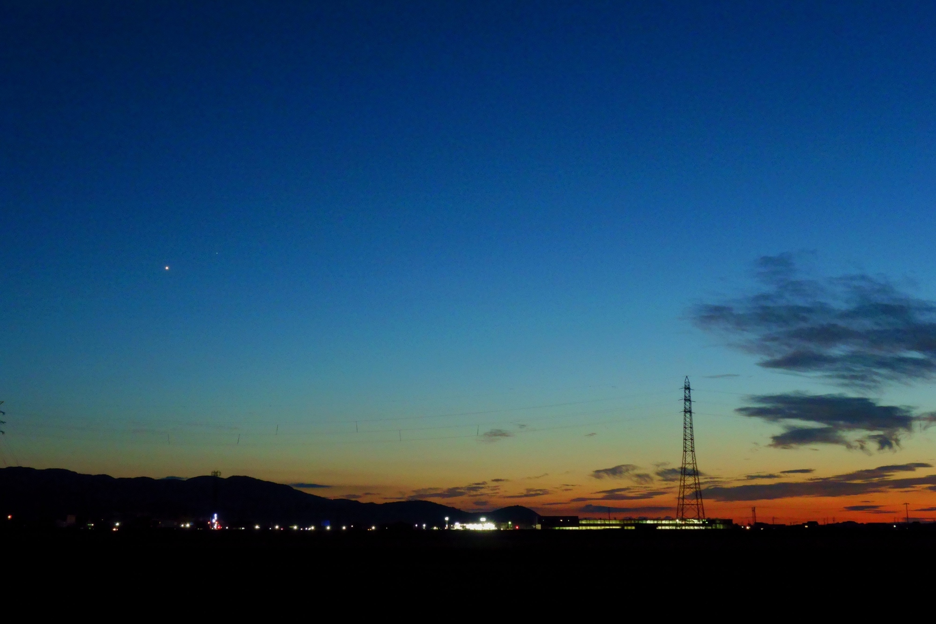 朝焼け 夕焼け 坂井平野の夕闇 壁紙19x1280 壁紙館