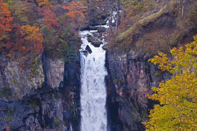 華厳の滝 最上部