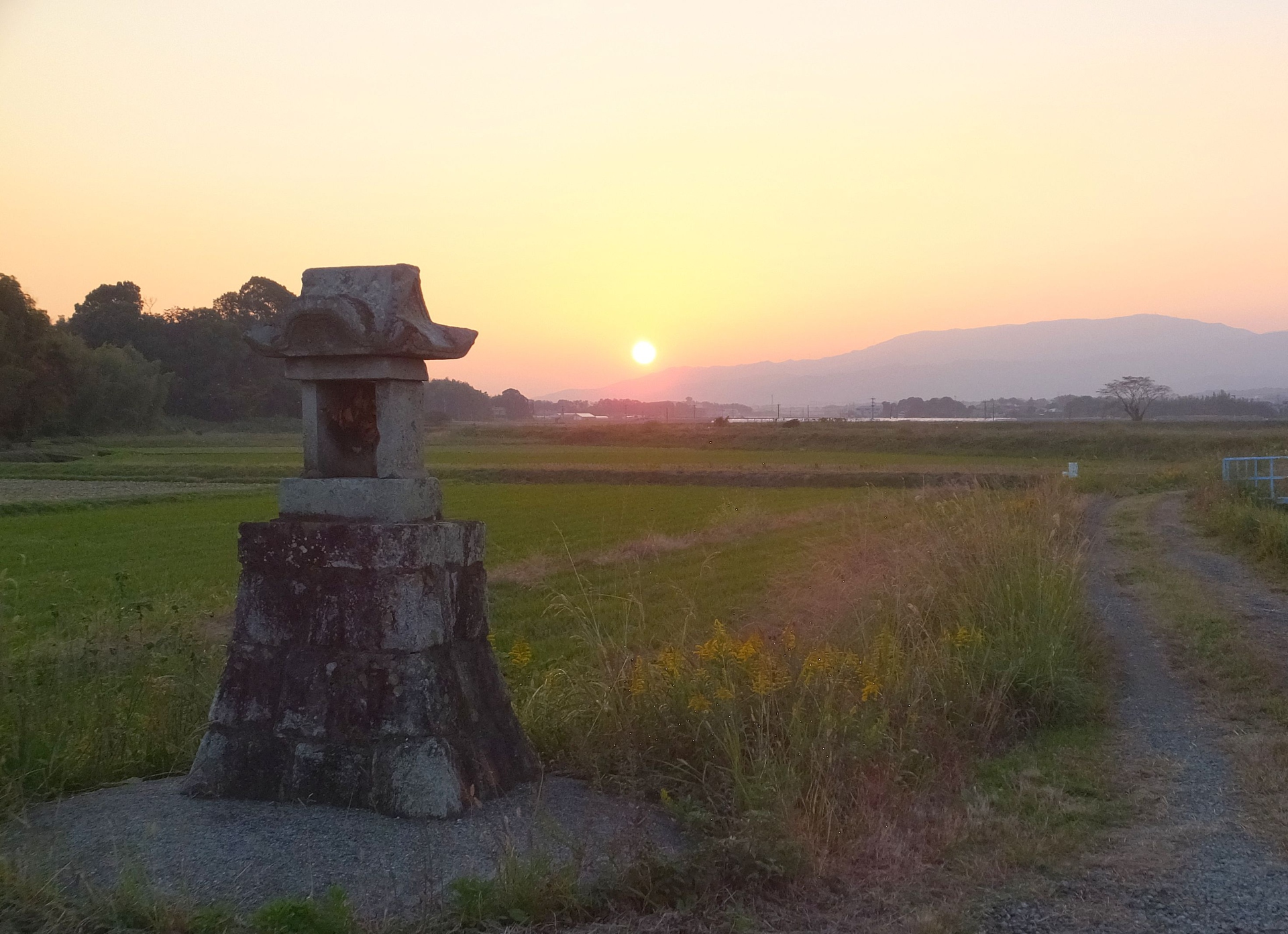 朝焼け 夕焼け 静かな秋の夕暮れ 壁紙19x1393 壁紙館