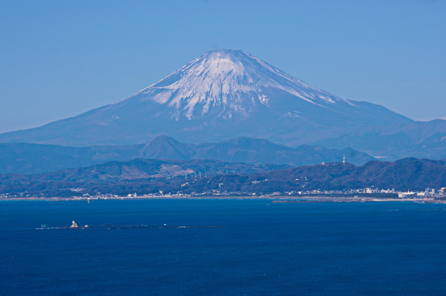 江の島から望む富士山