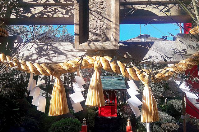 厳島神社のしめ縄