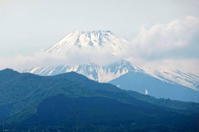 新幹線の車窓から見た富士山