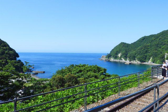 余部鉄橋「空の駅」から日本海