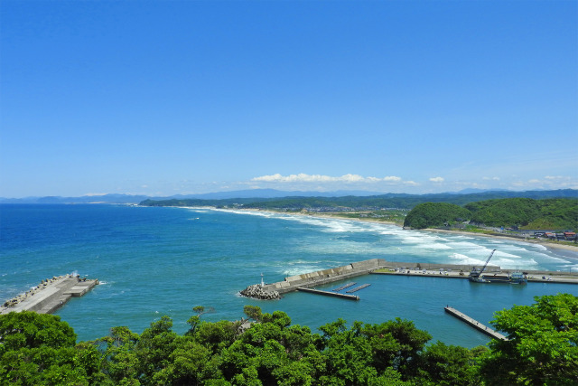 初夏の海岸 魚見台から