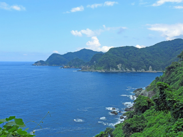 山陰海岸 夏の穏やかな海