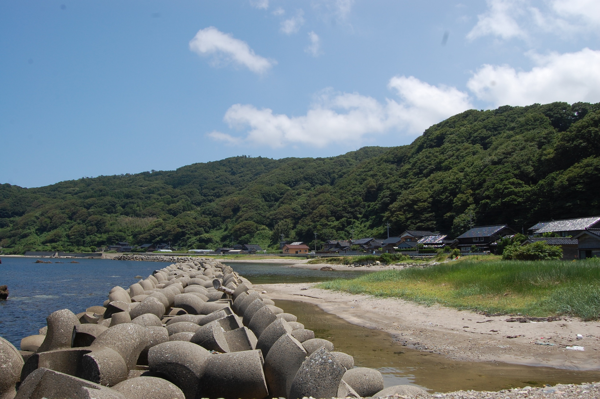 日本の風景 波消しブロック 19年 壁紙19x1277 壁紙館