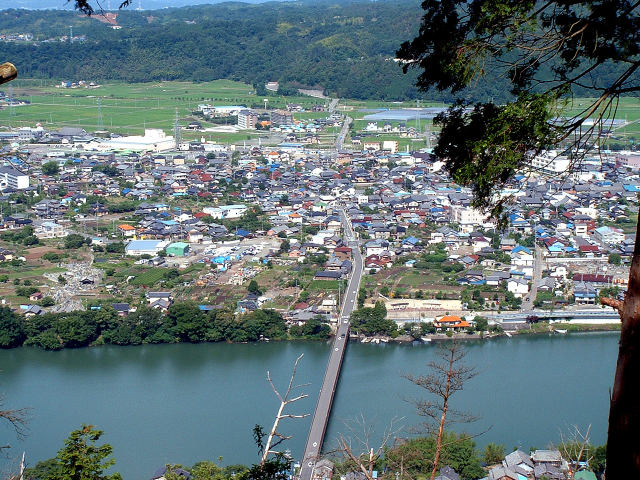 愛宕山から山川橋