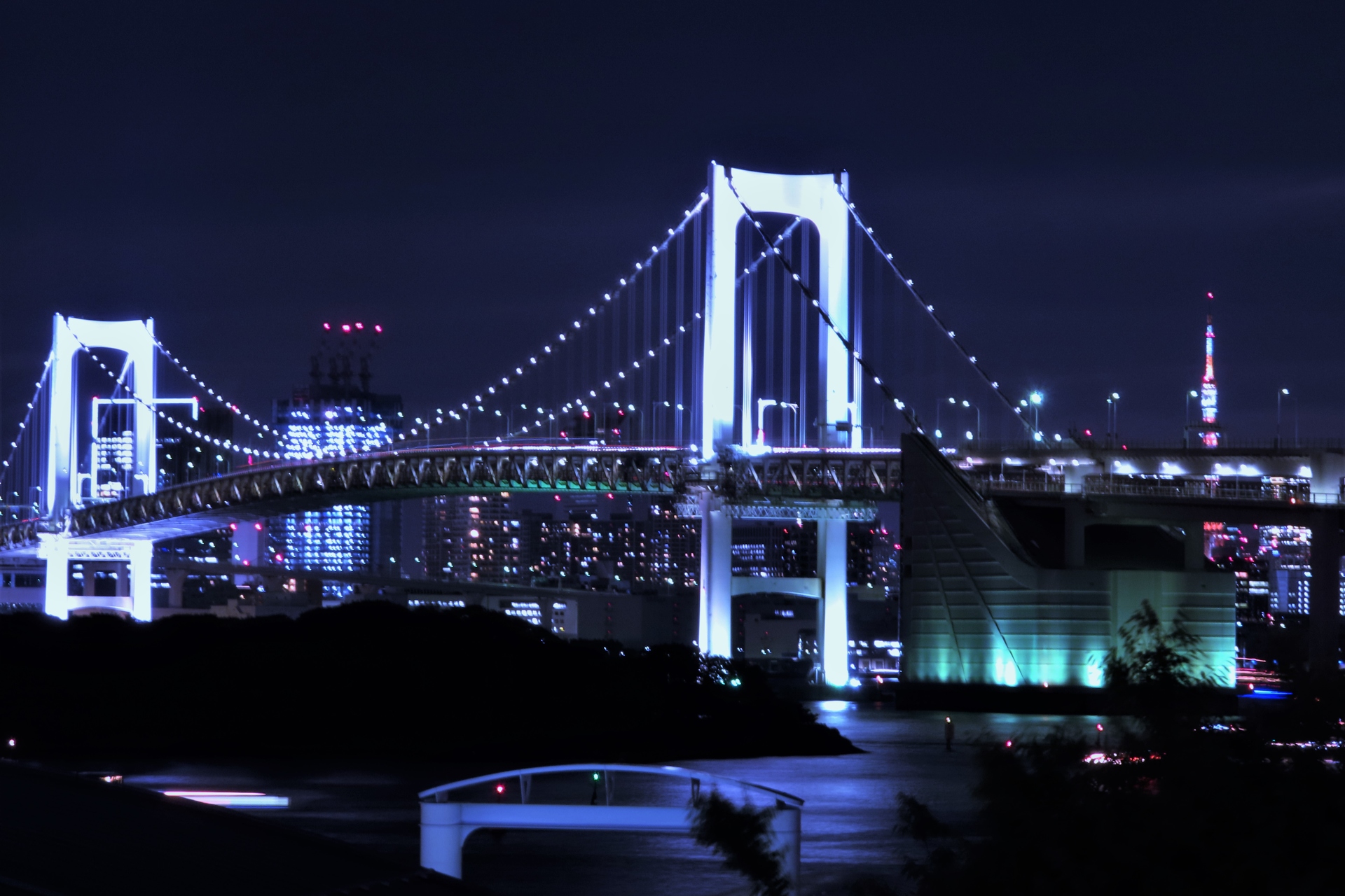 夜景 花火 イルミ レインボーブリッジの夜景 壁紙19x1280 壁紙館