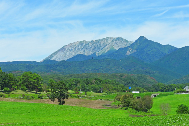 秋へ 蒜山高原8 大山南壁