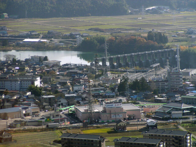 飛騨川の川辺ダム