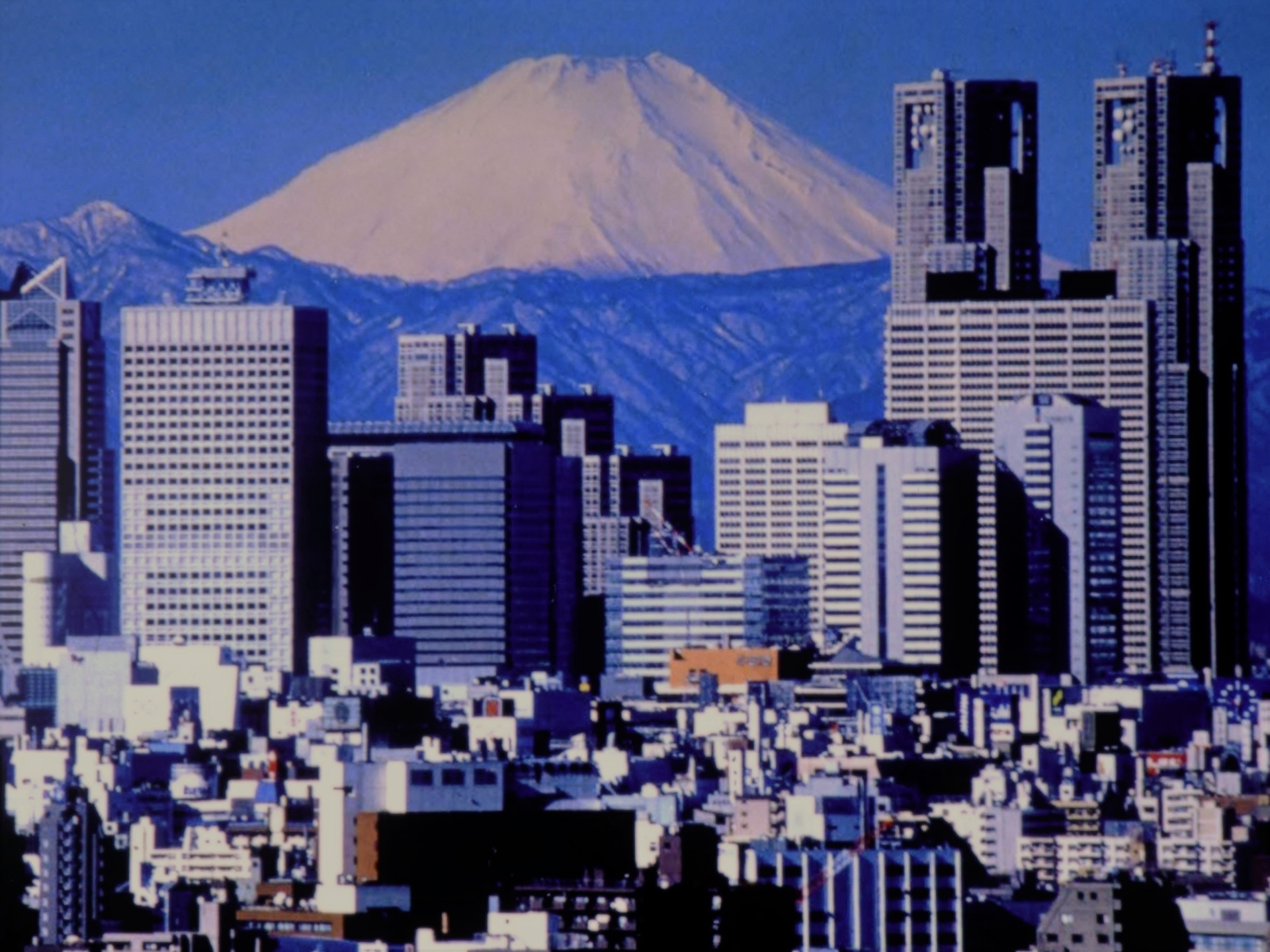 日本の風景 富士山と新宿摩天楼 壁紙19x1440 壁紙館