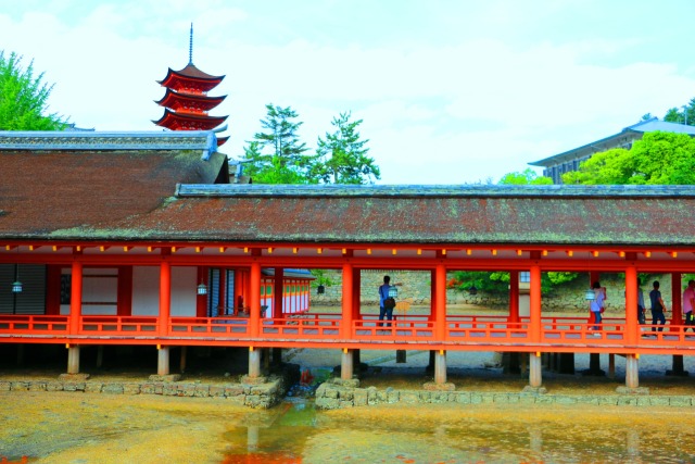 厳島神社