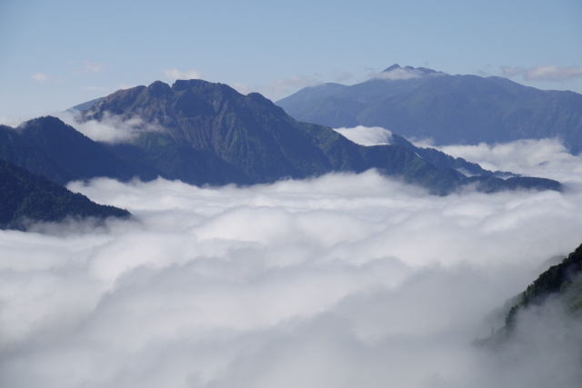 雲海の焼岳