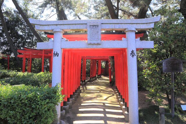 万象園の鳥居