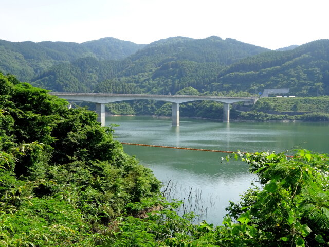 シャクナゲ湖の銀河大橋