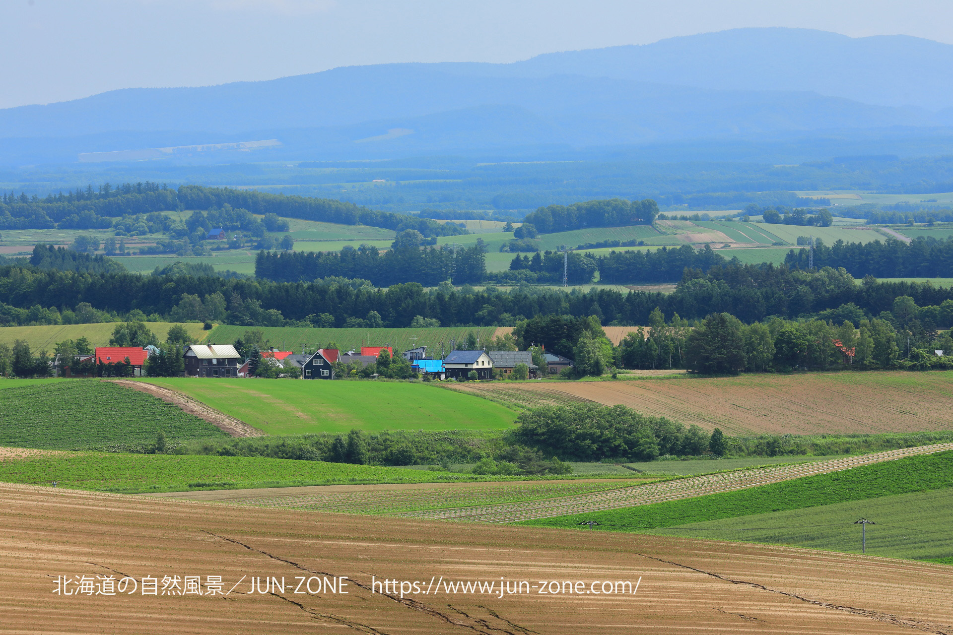 日本の風景 夏の美瑛 日本離れした風景 壁紙19x1280 壁紙館