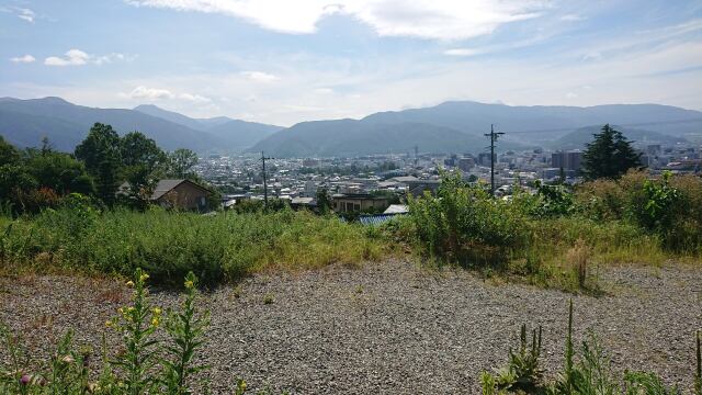 信州松本市街地を一望