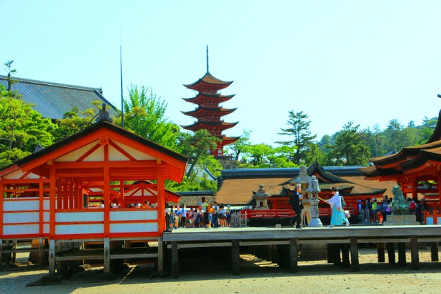 厳島神社