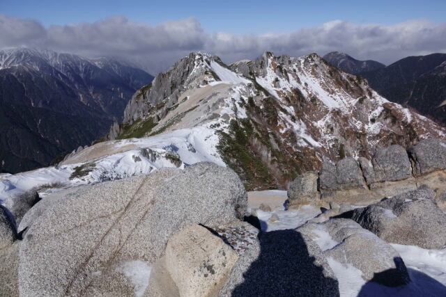 燕岳山頂にて