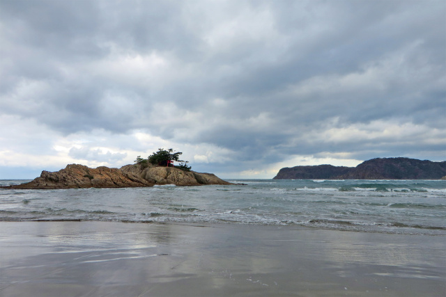 山陰海岸 冬の海 