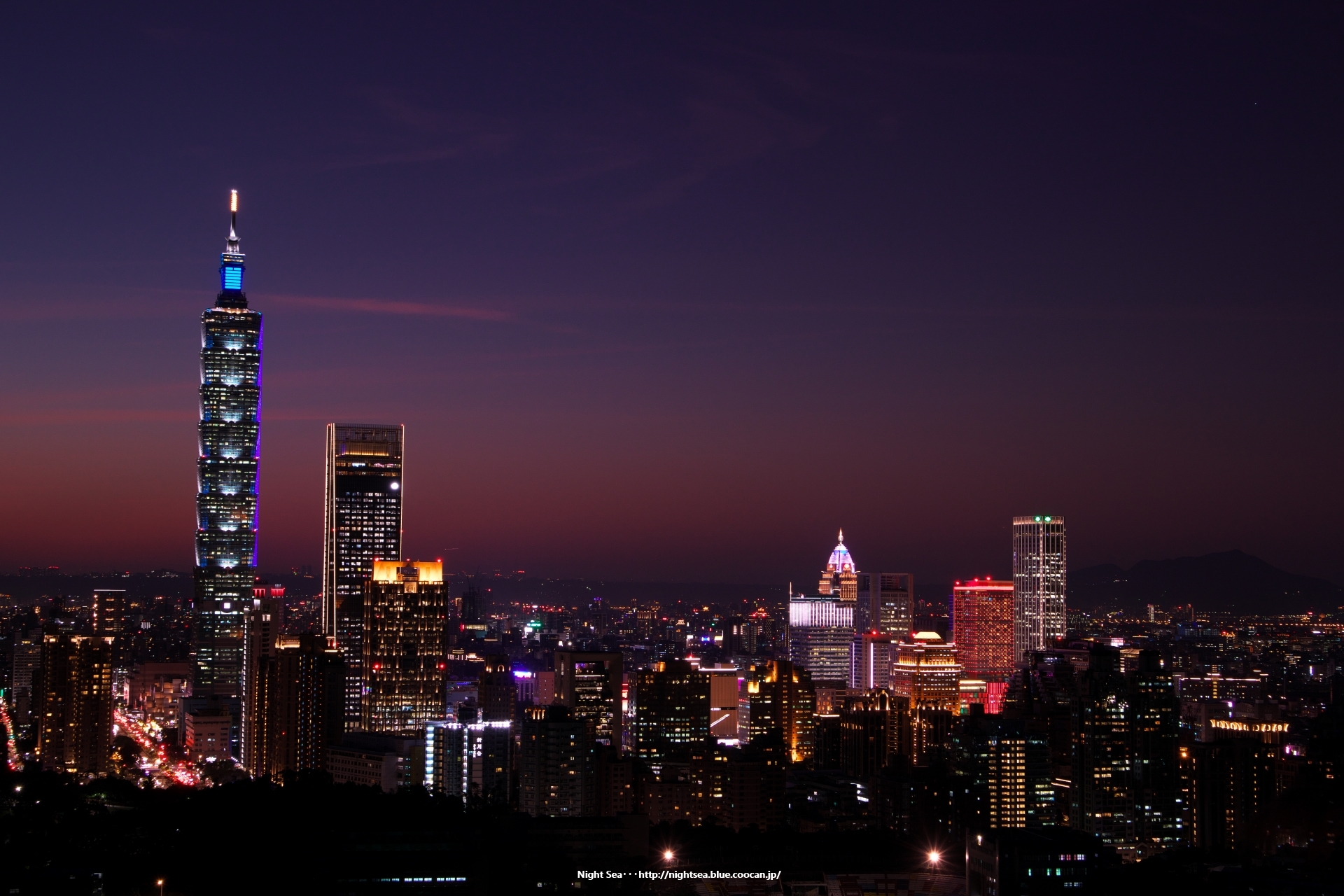 夜景 花火 イルミ 台湾夜景 壁紙19x1280 壁紙館